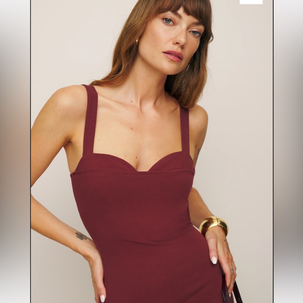 Reformation Nelle dress size M in colour, Chianti
